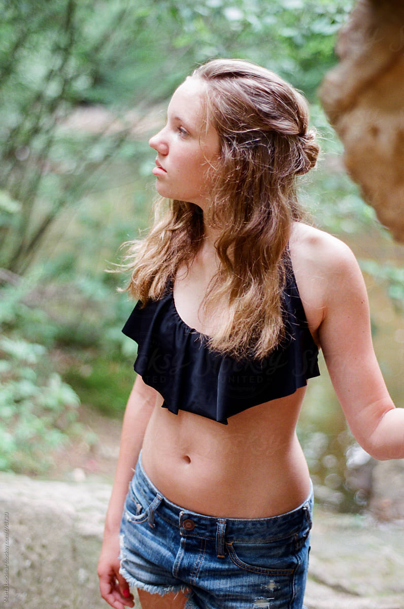 Teen Girl Exploring Rock Formations By Marta Locklear -9589