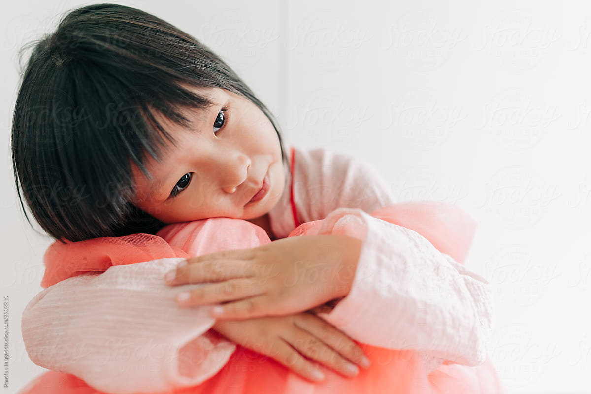 Chinese little girl portrait wearing hanfu