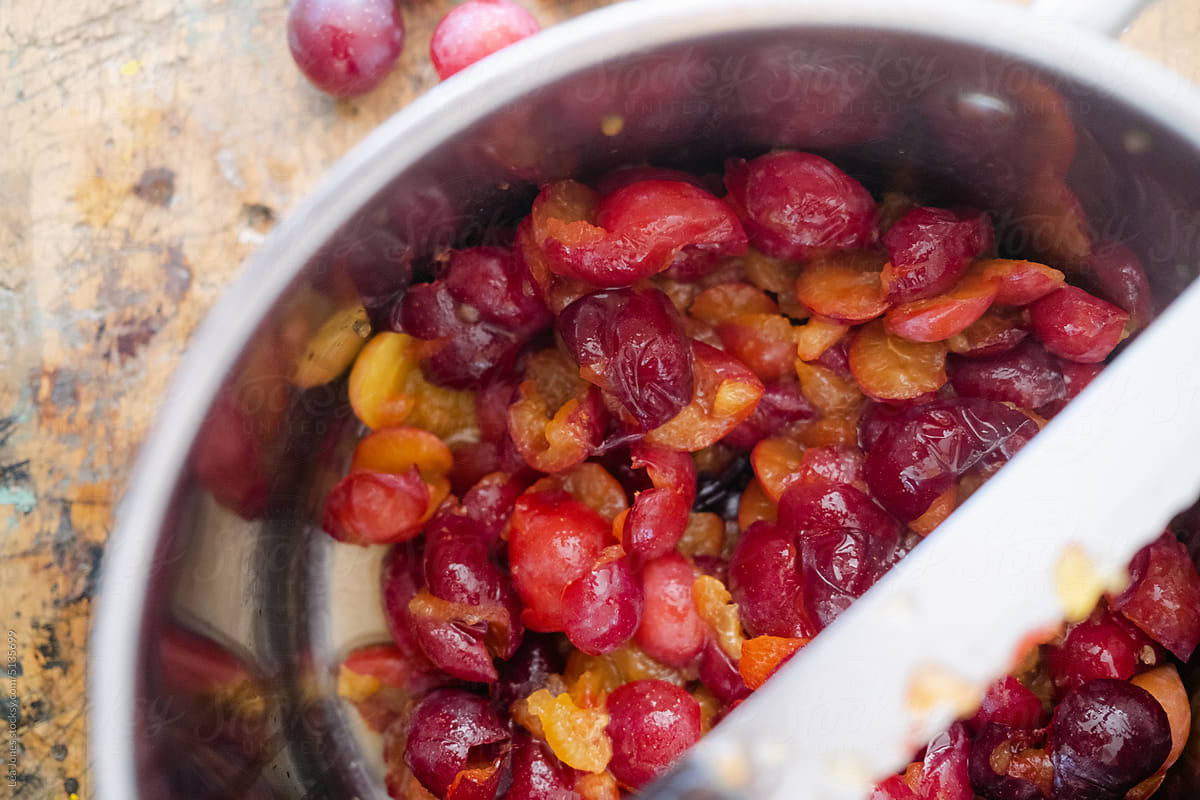 cut up plums ready for preserve