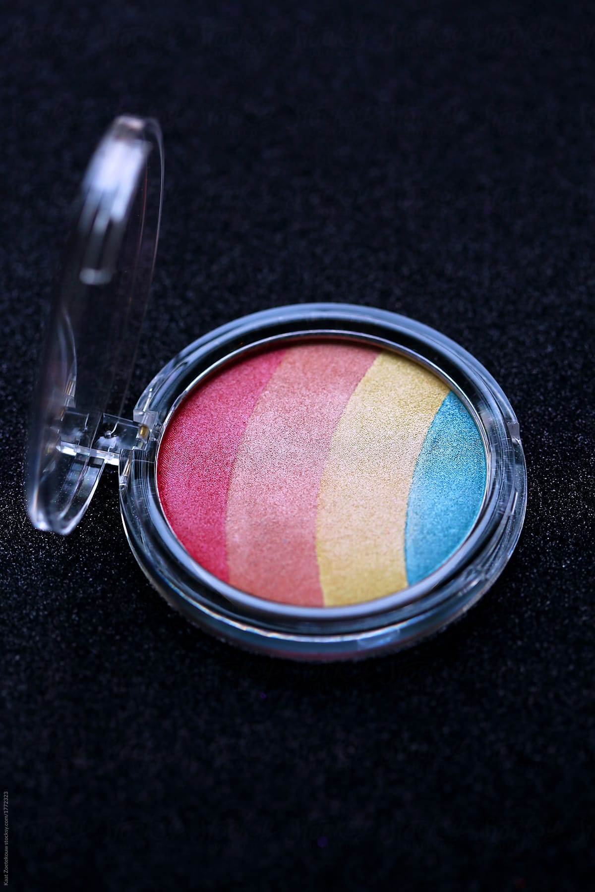 Rainbow highlighter or eyeshadow palette