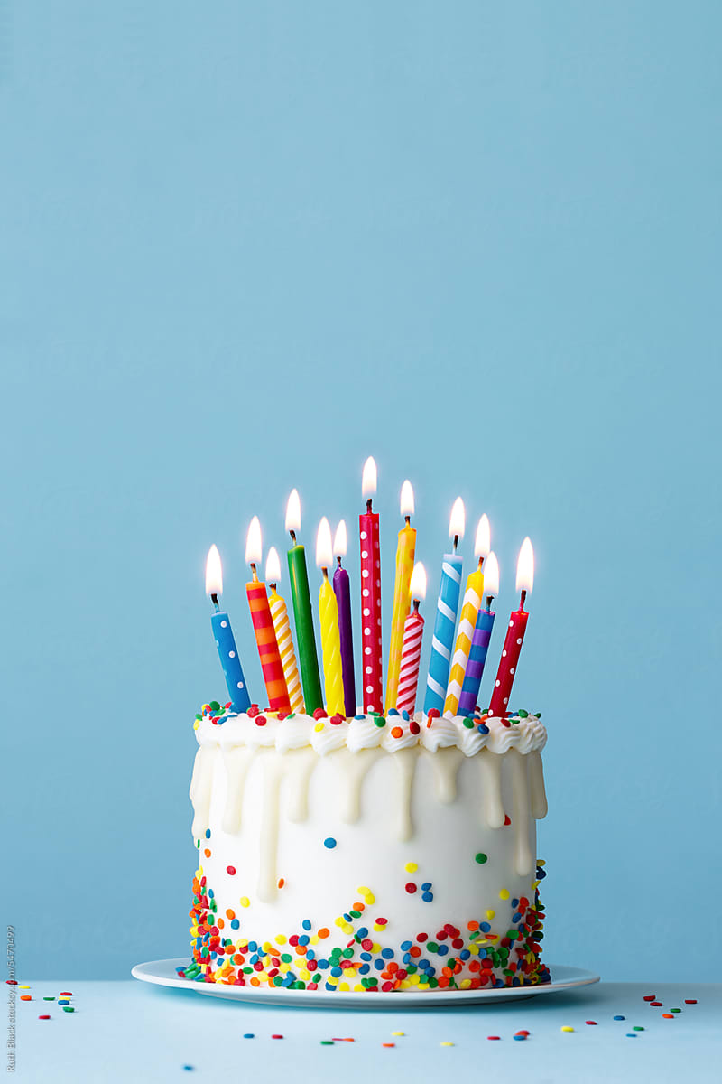 The reason behind cutting a cake and blowing candles – TogetherV Blog