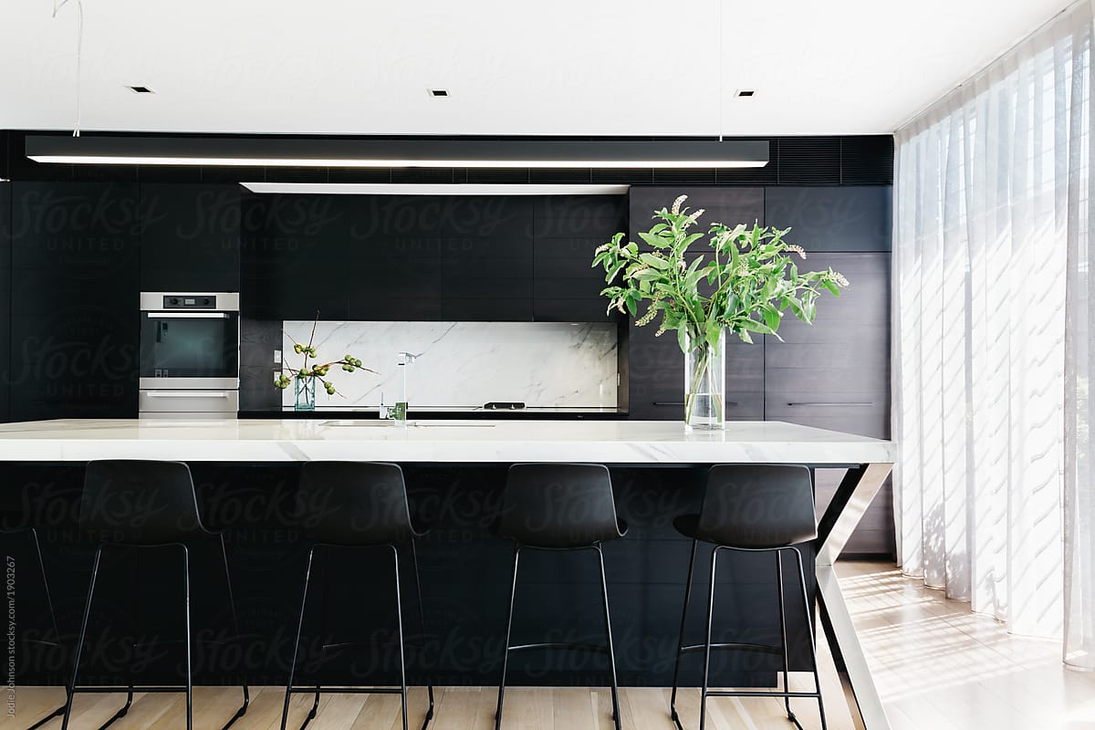 Stunning black modern kitchen