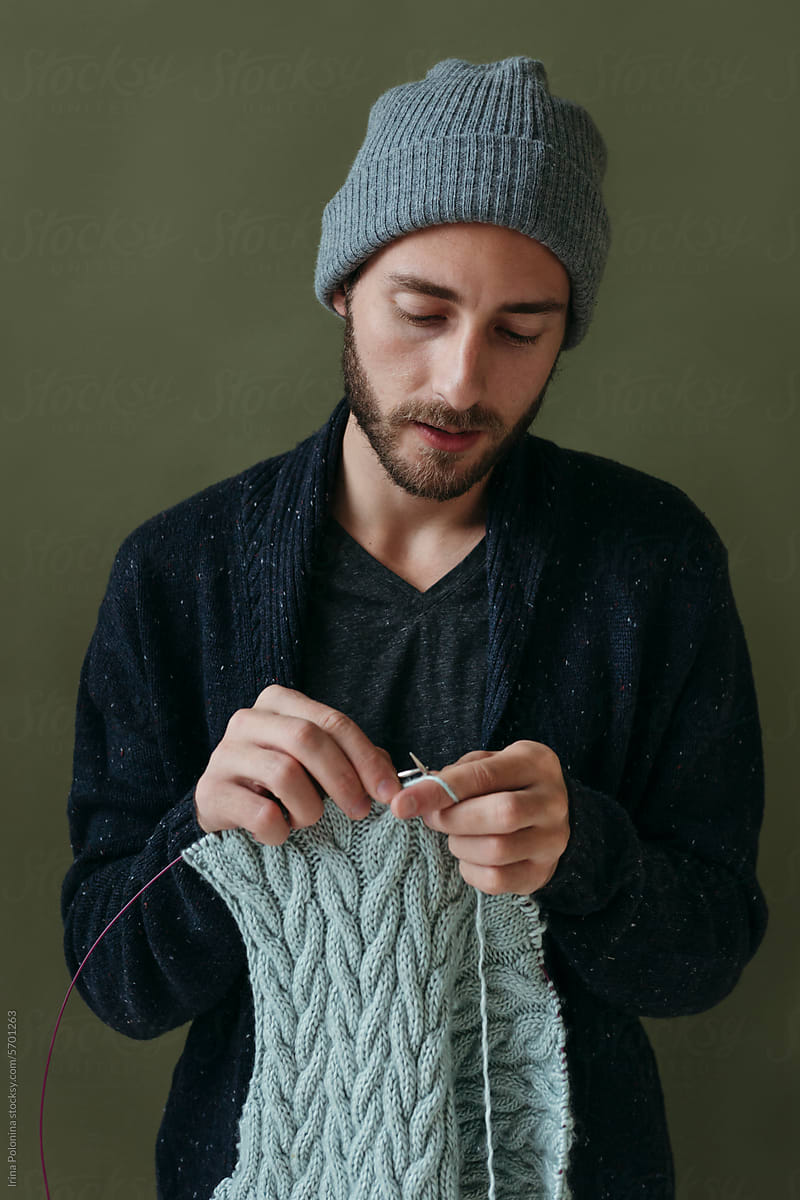 Knitting crafty modern man.