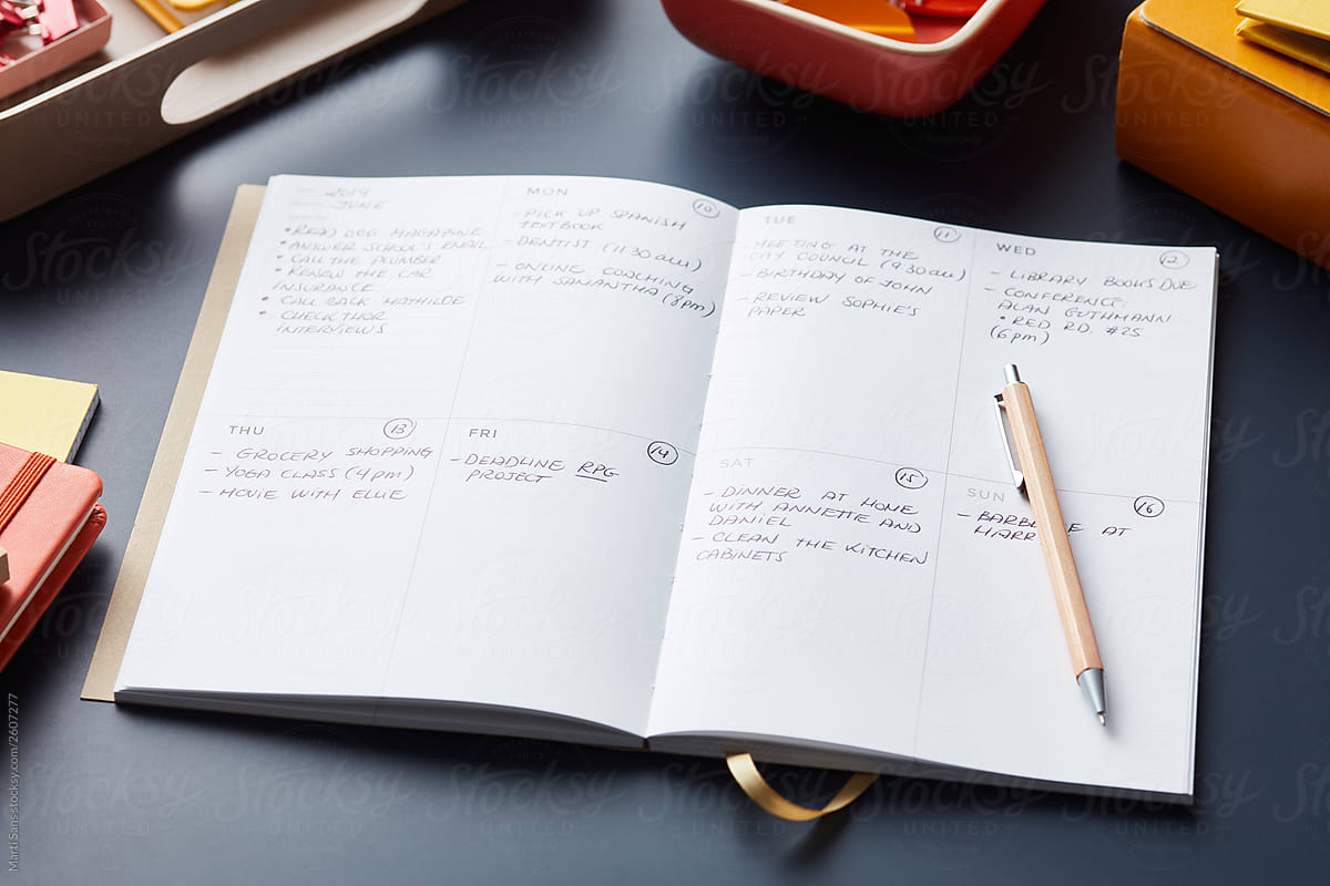 Weekly planner with handwritten notes
