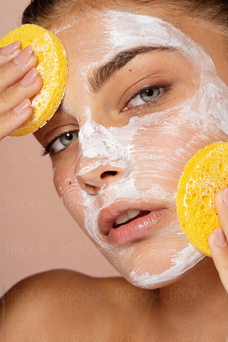 Facial beauty treatment  mask