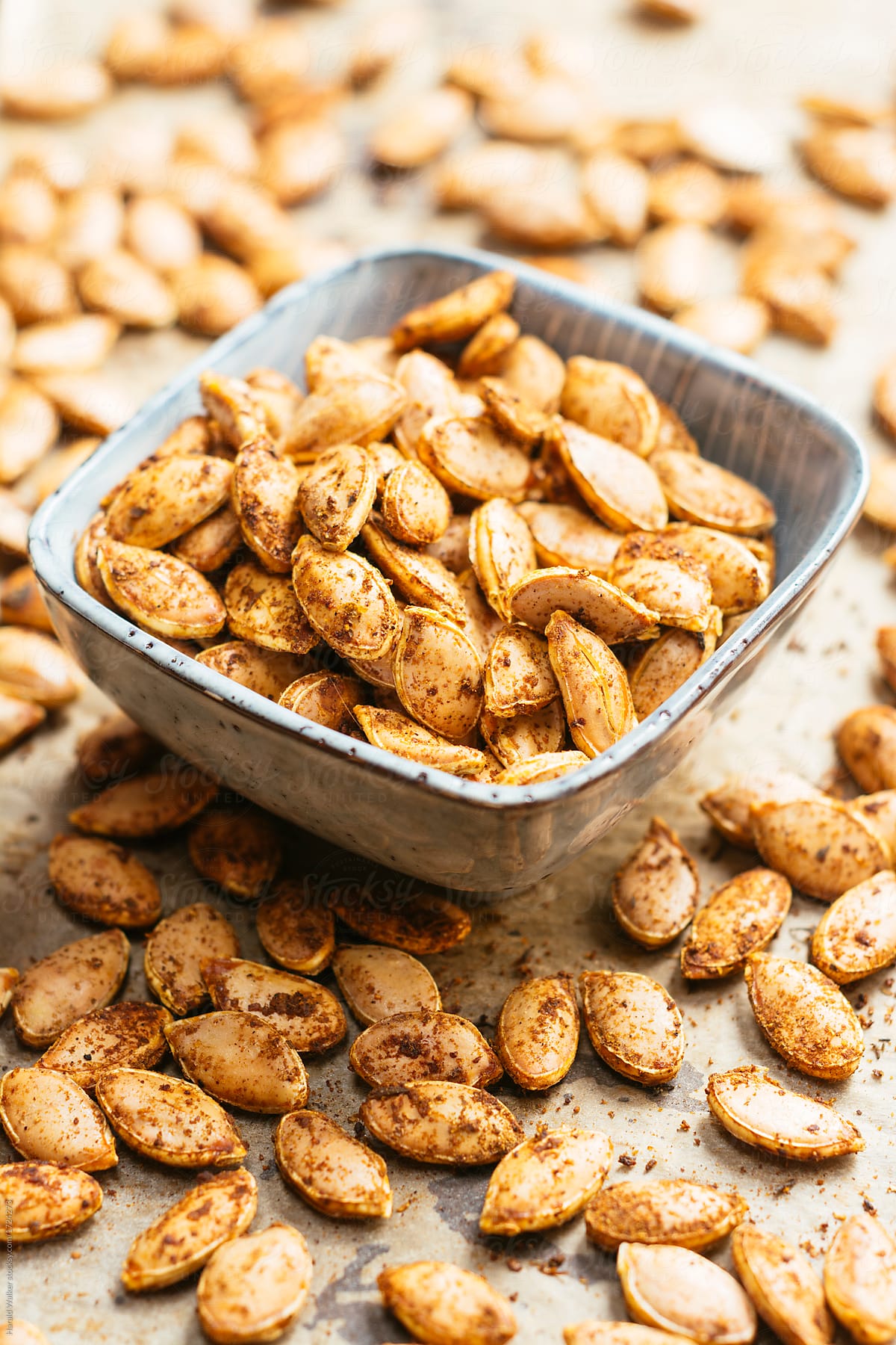 Spicy roasted squash seeds