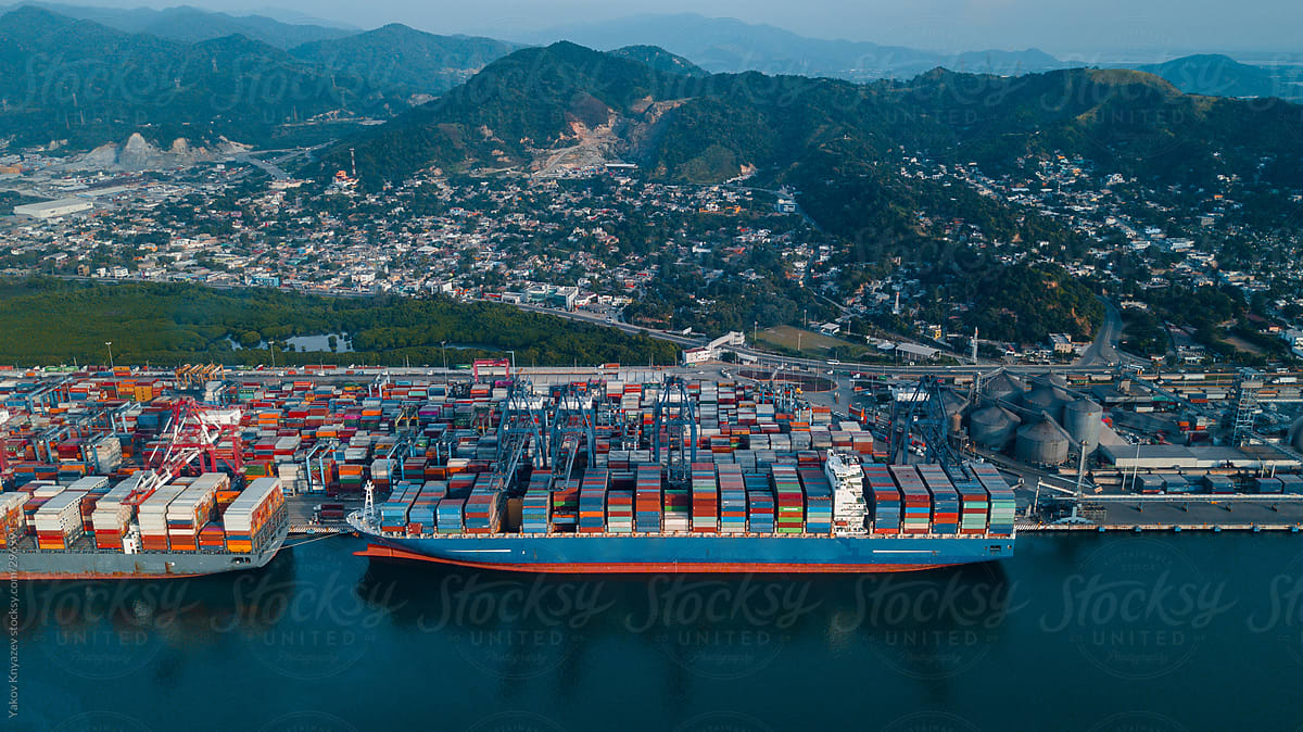 Manzanillo port - large ocean cargo ship near the dock