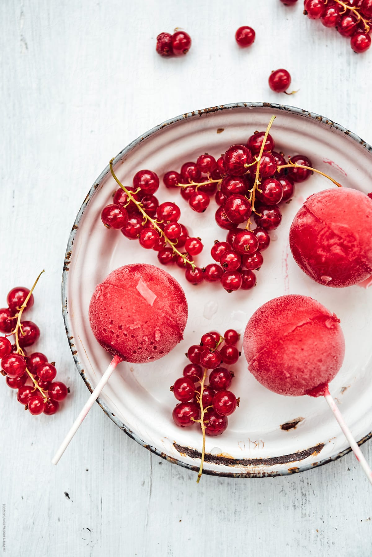 Food: Homemade currant juice popsicles