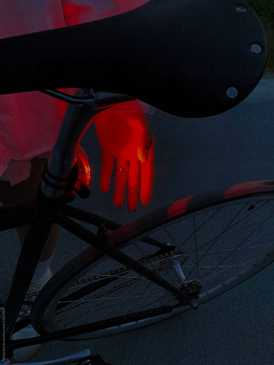 Stop light on bike