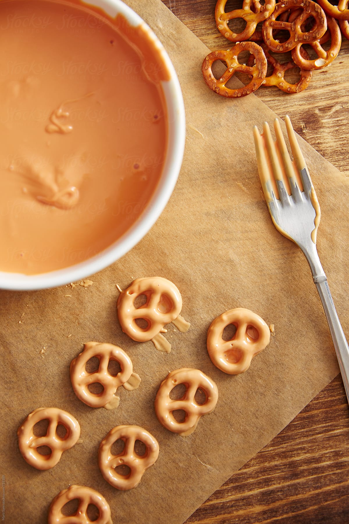 Pumpkin shaped pretzels and glazing