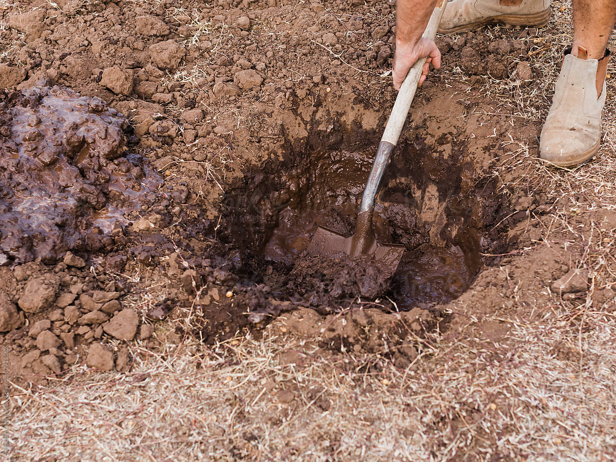 Digging a hole in compact soil