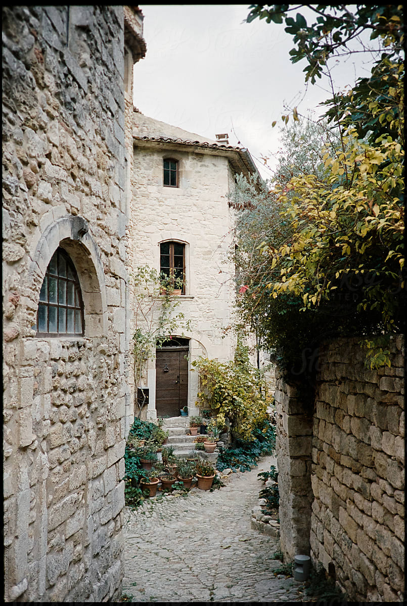 Alleyway in southern France