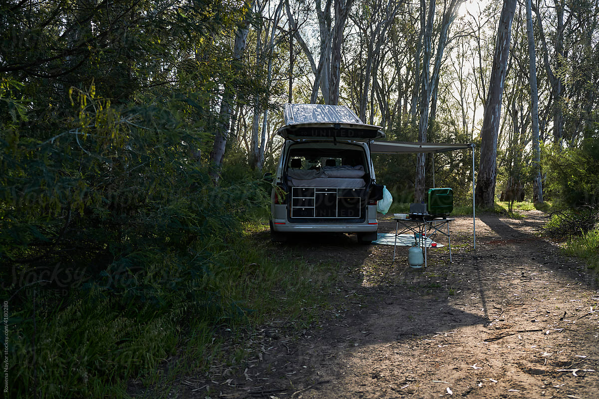 Campervan set up in Bushcamp