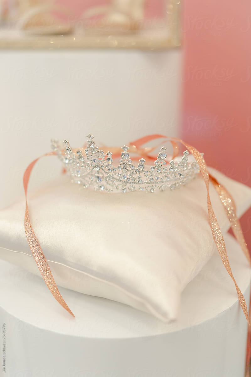 crown  ready to celebrate quinceanera