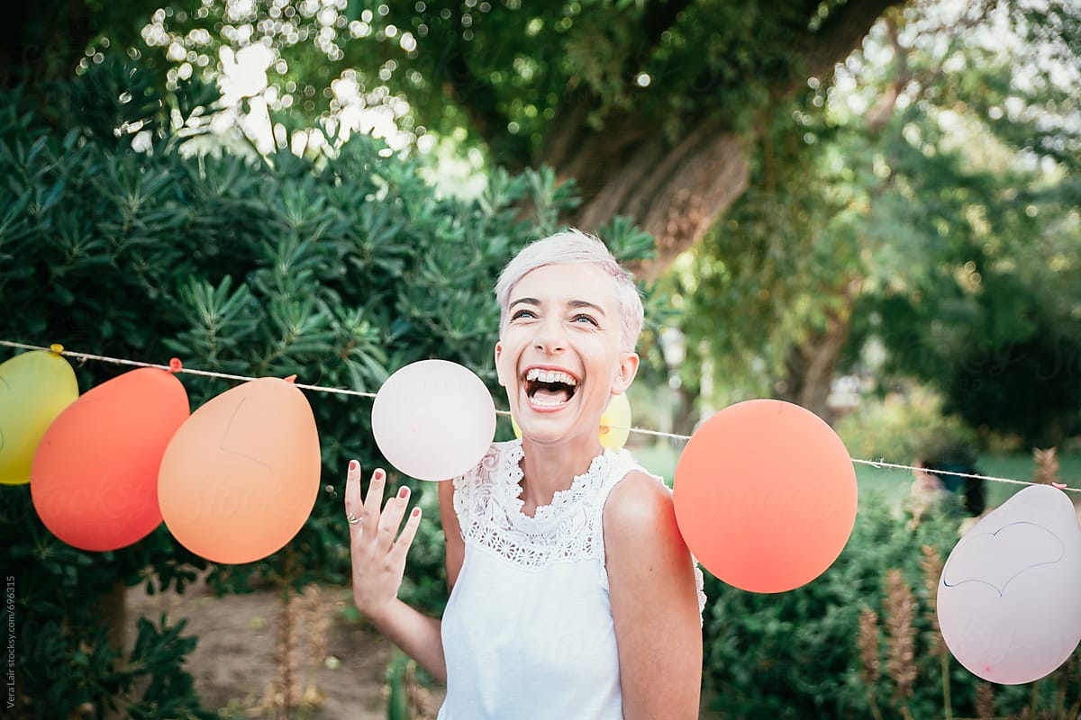 Beautiful Woman And Balloons Del Colaborador De Stocksy Vera Lair Stocksy 