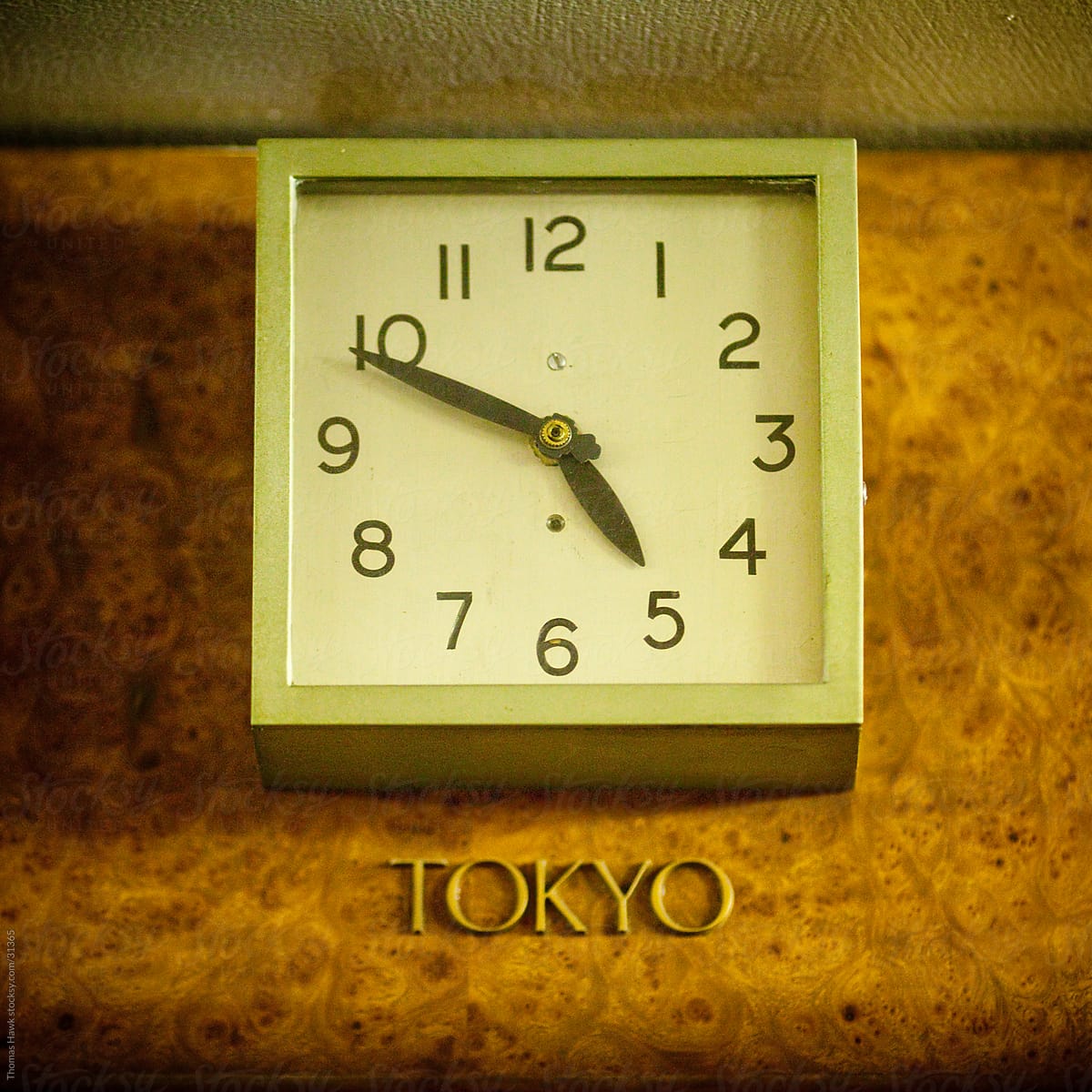 Old International Clock