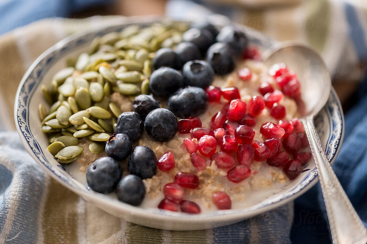 Healthy Oatmeal with Fruit and nuts