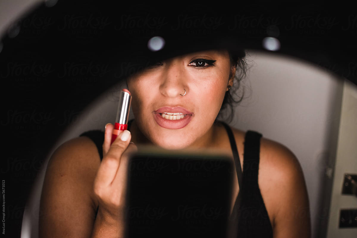 Lipstick online tips
