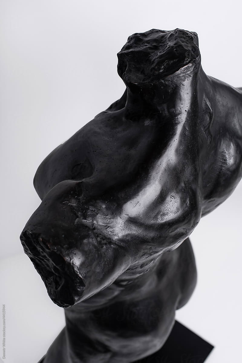 Sculpture without head and hands in studio