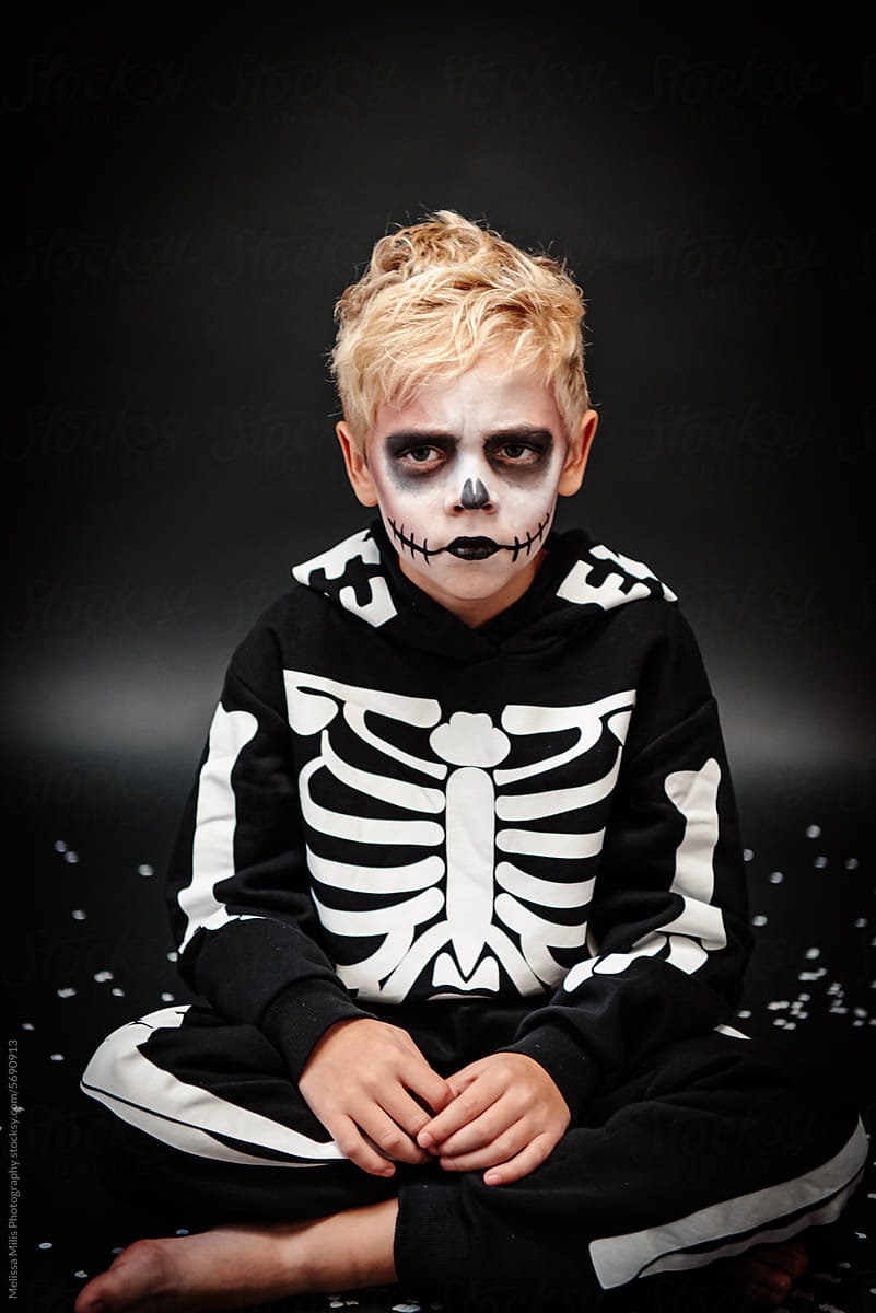 Cool, badass Halloween skeleton boy