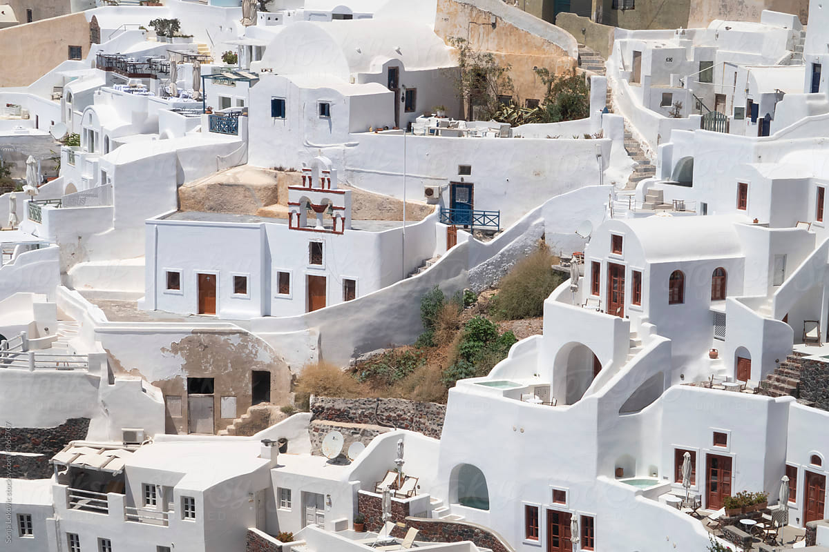 white greek santorini architecture
