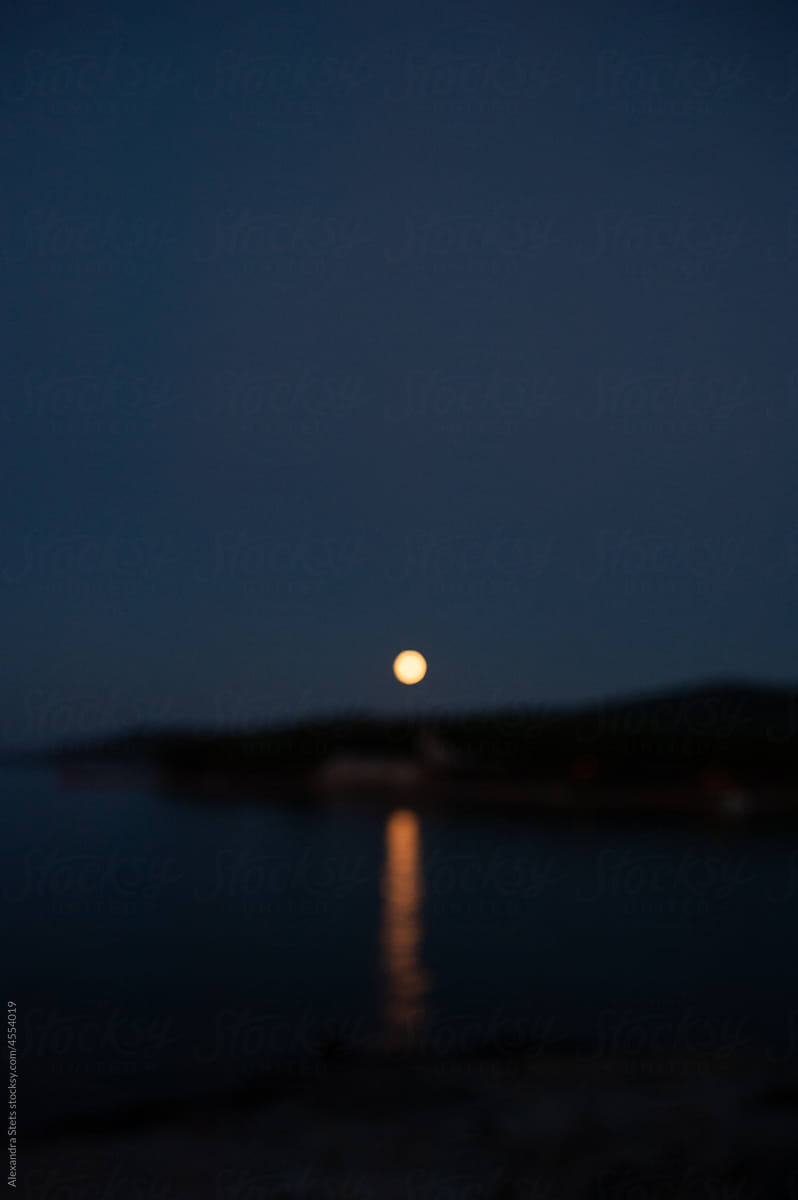 Full moon on the sea