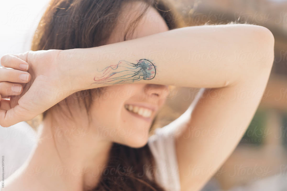 Violet Jellyfish|universe Compass Temporary Tattoo - Waterproof,  Long-lasting Jellyfish Design