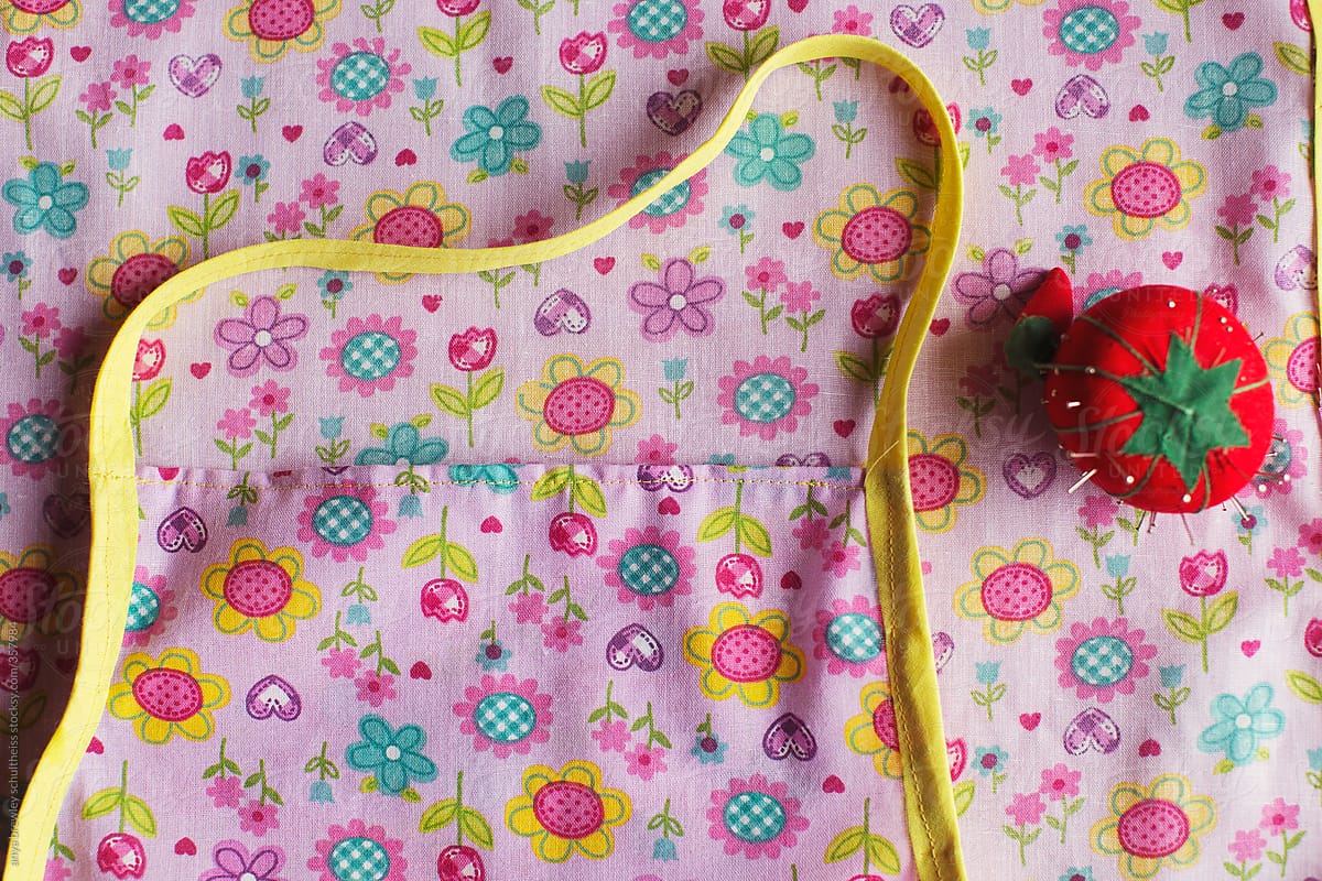 Patterned flower fabric with yellow lining