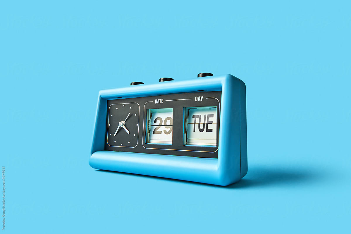 Blue clock with calendar