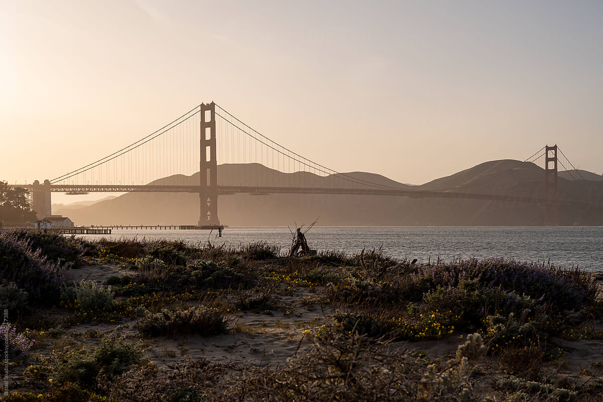 Golden Gate Bridge At sunset