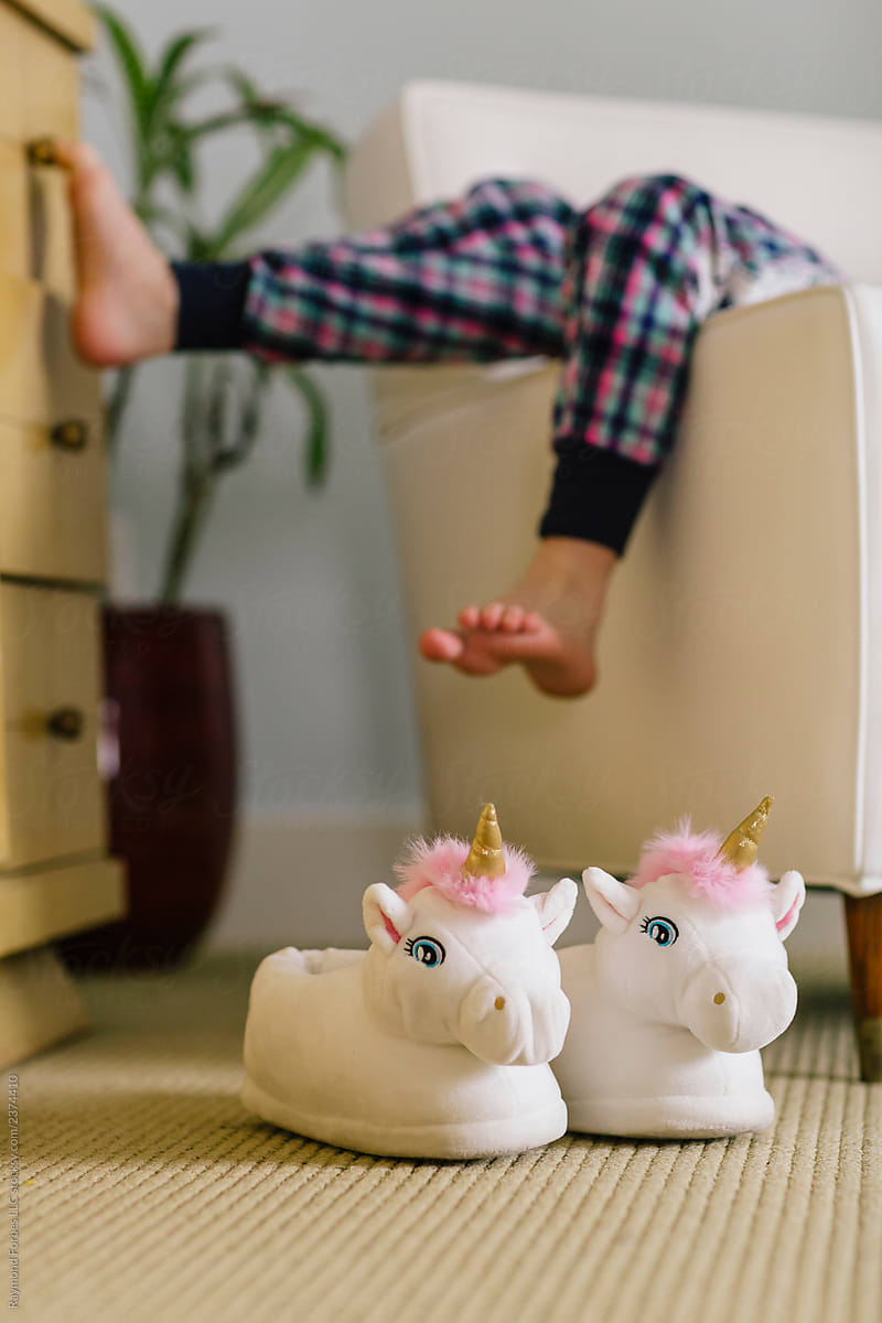 Unicorn Slippers with Feet by Raymond 