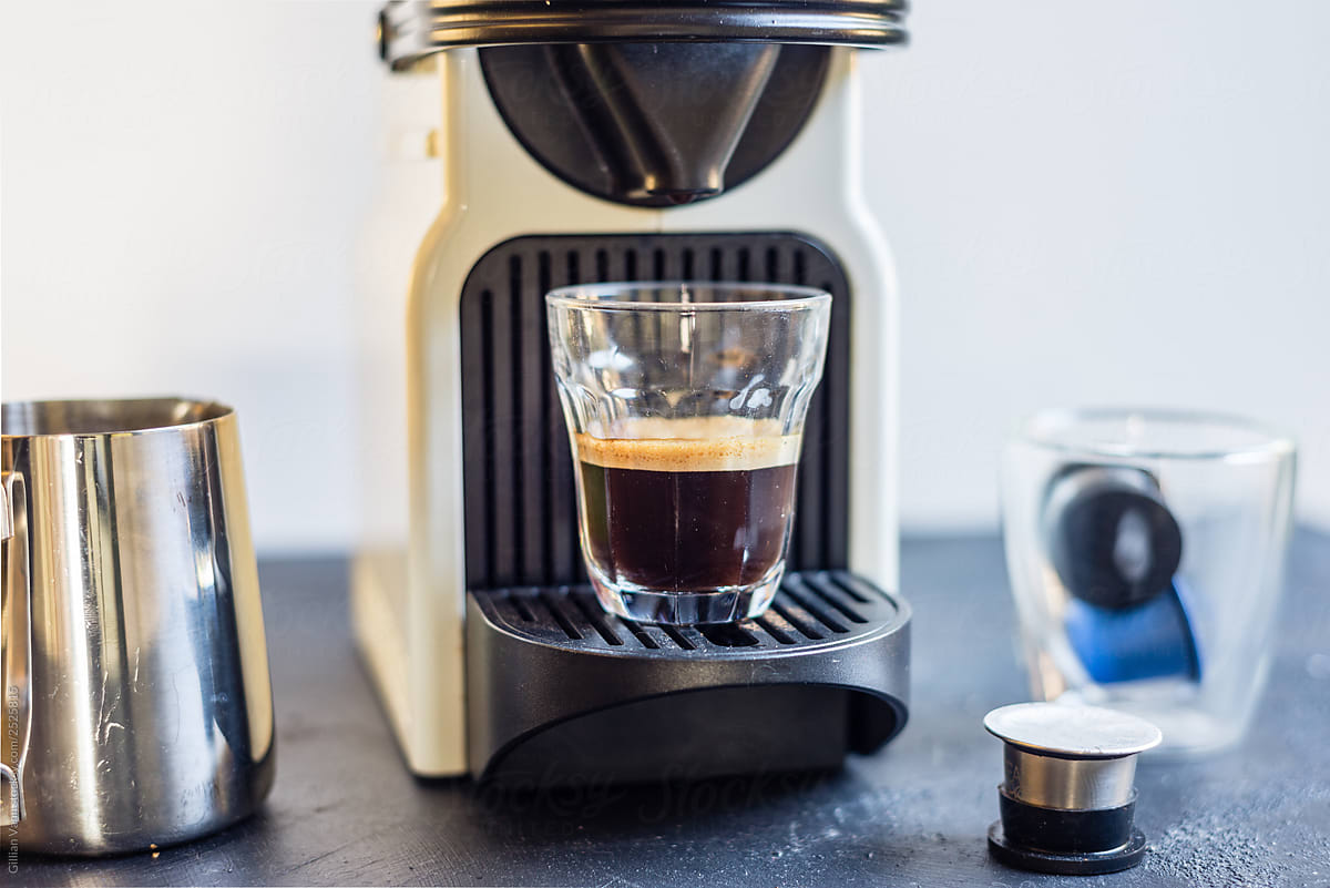 coffee pod machine with espresso