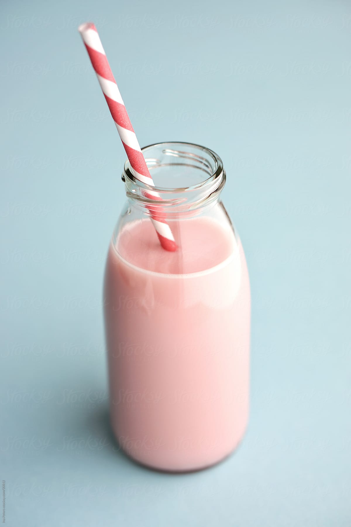 Food: Strawberry milk with paper Straw, pastels