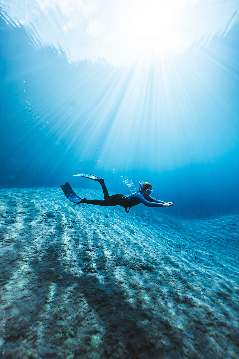 young boy freediving