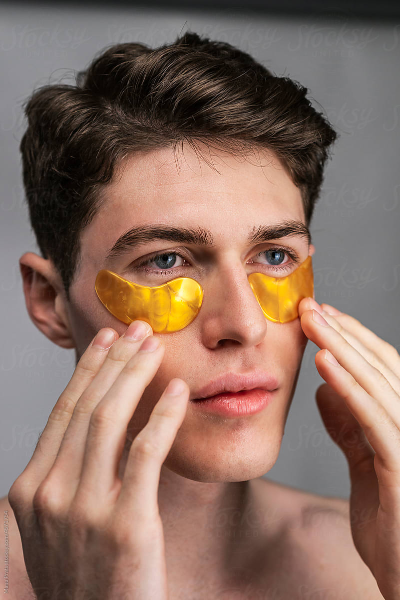 Man Using Under Eye Patch Male Skin Care Stock Image Everypixel