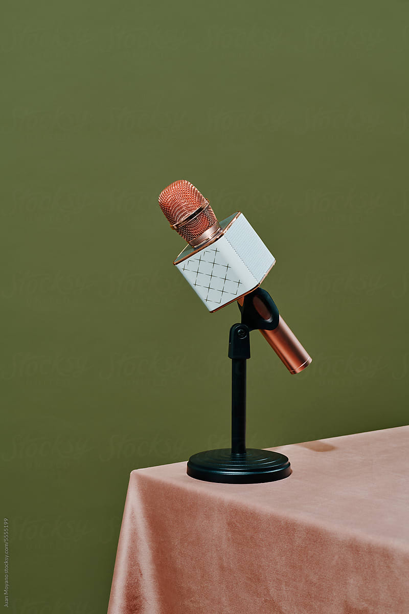 microphone in a desktop stand on a table