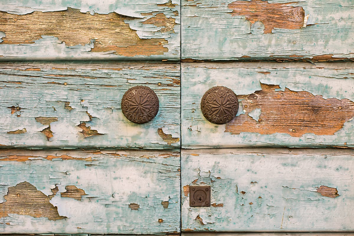 Door knobs on door, close up
