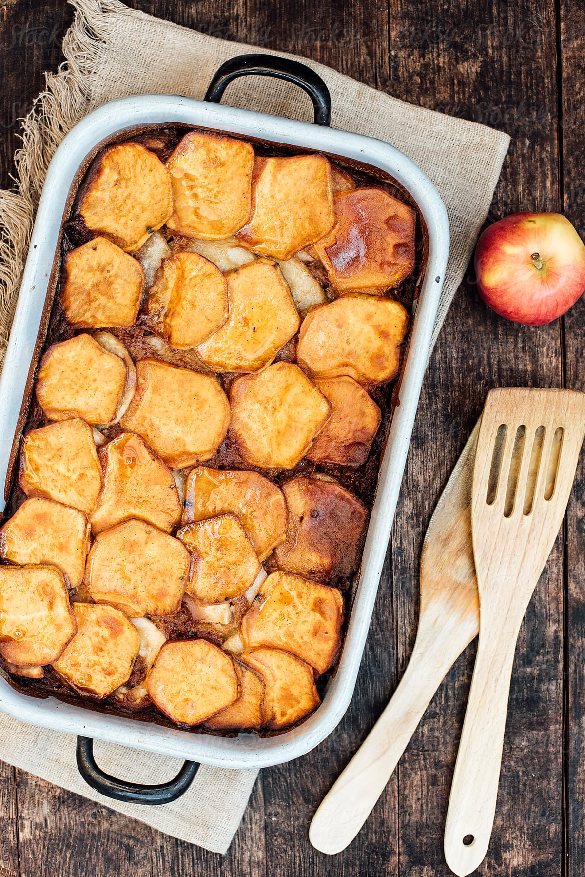Food: Vegan Carolina Cobbler with Sweet Potato and Apples