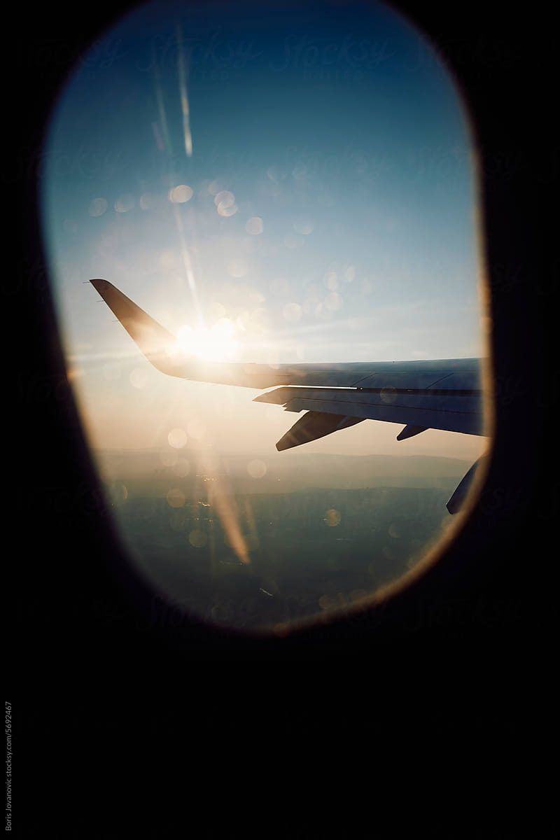 Sun rays through the airplane window
