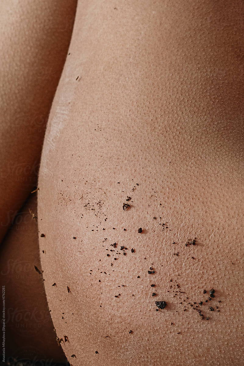 Close up photo of naked woman\'s skin texture